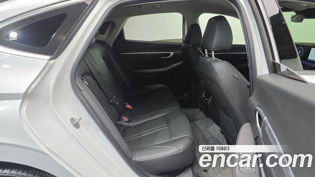 Hyundai Sonata The Edge (DN8) 1.6 Turbo Exclusive 2024 — фото 12