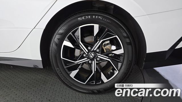 Hyundai Sonata The Edge (DN8) 1.6 Turbo Exclusive 2024 — фото 21