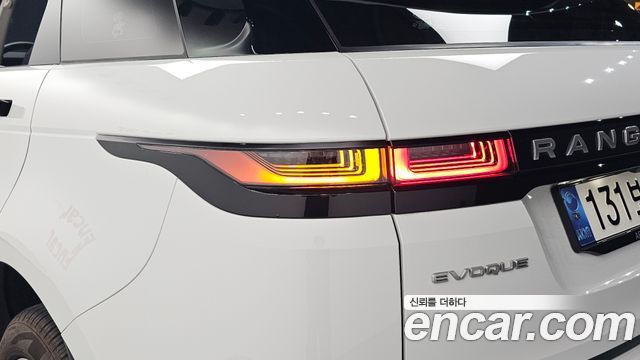 Land Rover Range Rover Evoque (II) P250 SE 2021 — фото 23