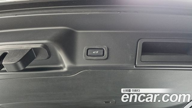 Land Rover Range Rover Evoque (II) P250 SE 2021 — фото 34