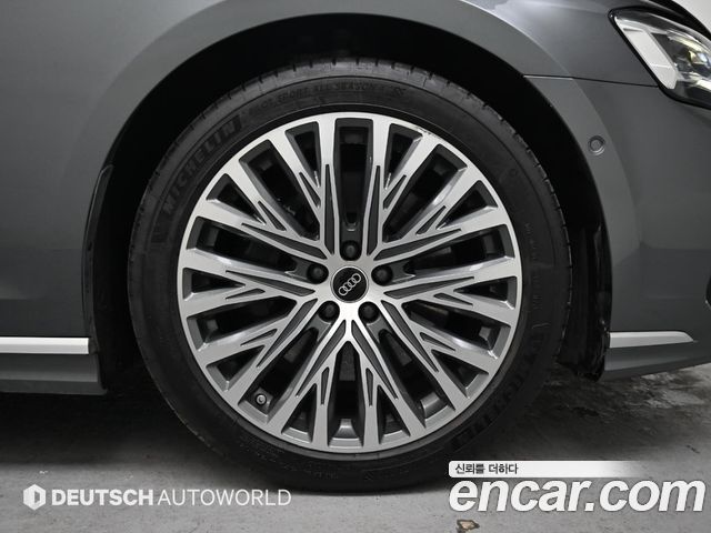 Audi A8 (D5) 55 TFSI Quattro Premium LWB 2022 — фото 5