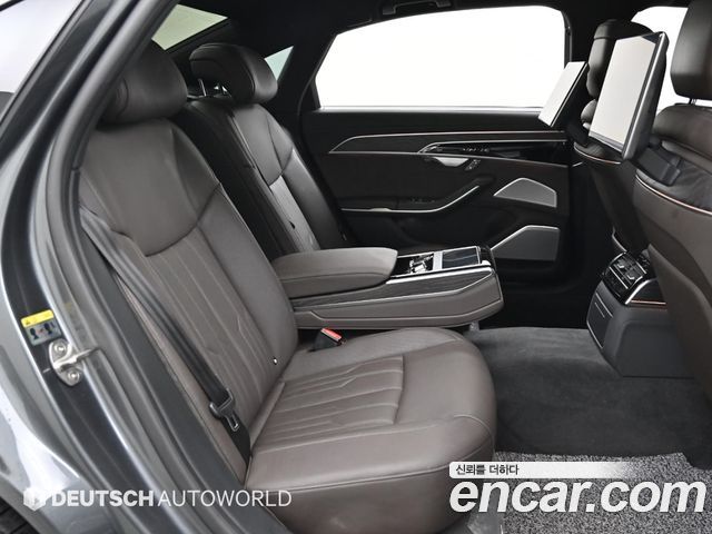 Audi A8 (D5) 55 TFSI Quattro Premium LWB 2022 — фото 16