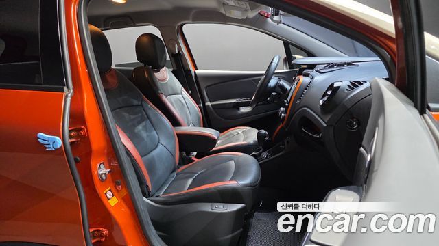 Renault Korea QM3 RE 2015 — фото 11