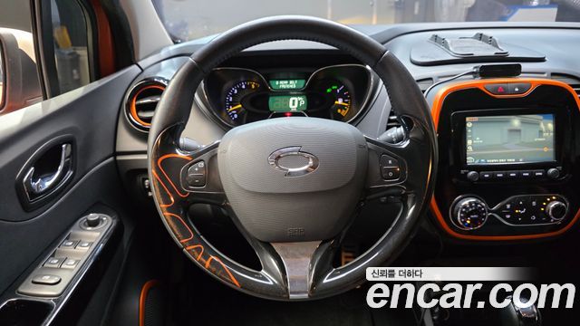 Renault Korea QM3 RE 2015 — фото 13
