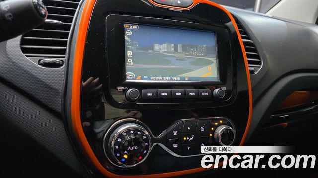 Renault Korea QM3 RE 2015 — фото 14