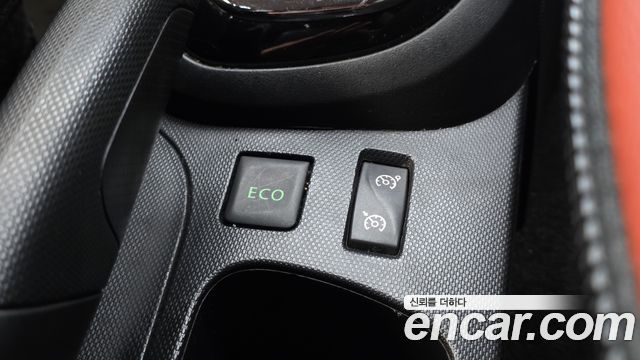 Renault Korea QM3 RE 2015 — фото 17