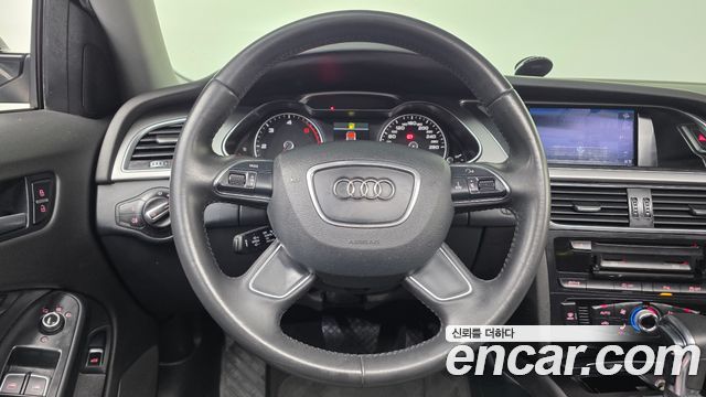 Audi A4 2.0 TDI dynamic B8 2014 — фото 13