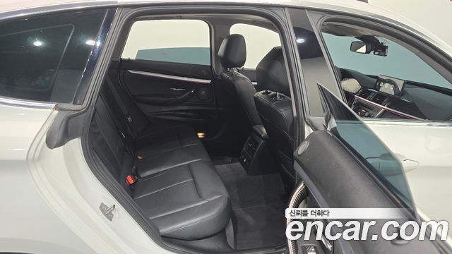 BMW 3 Series GT (F34) GT 320d Luxury 2015 — фото 11