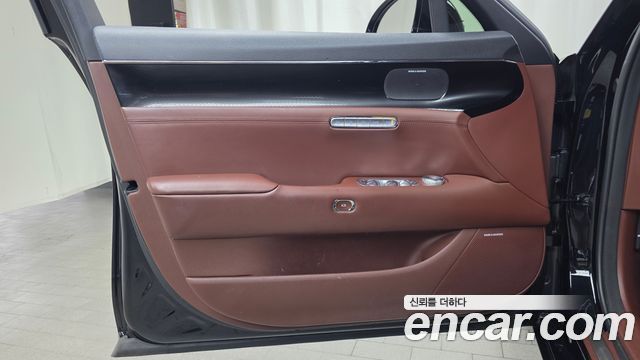 Genesis G90 (RS4) Gasoline 3.5 Turbo AWD 2022 — фото 24