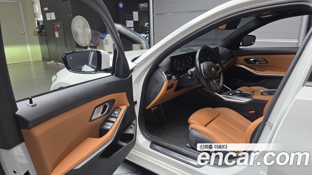 BMW 3 Series (G20) 320i M Sport 2023 — фото 10