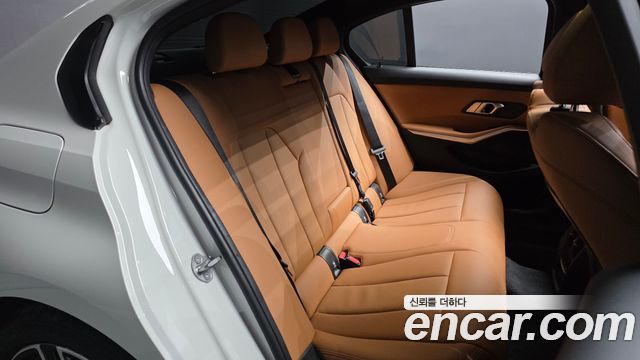 BMW 3 Series (G20) 320i M Sport 2023 — фото 11