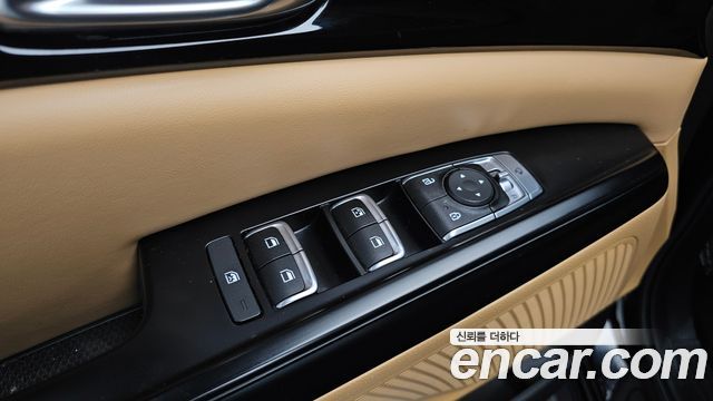 Kia Carnival (IV) Gasoline 9-Seater Prestige 2023 — фото 16