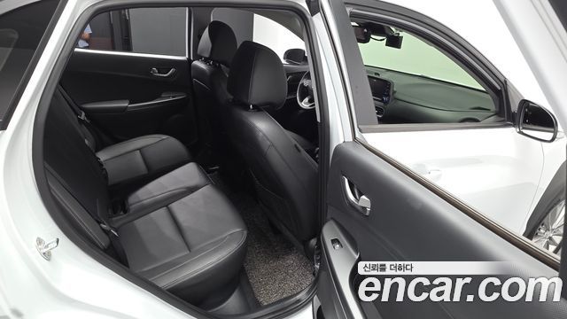 Hyundai Kona 1.6 Turbo 2WD Modern Choice 2020 — фото 11