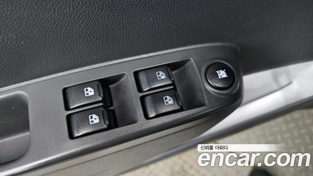 Chevrolet Spark LT Standard 2012 — фото 33
