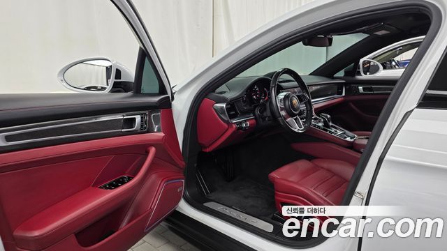 Porsche Panamera (971) 3.0 AWD 2020 — фото 10