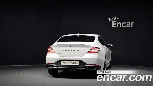 Genesis G70 Gasoline 2.0T 2WD 2022 — фото 4