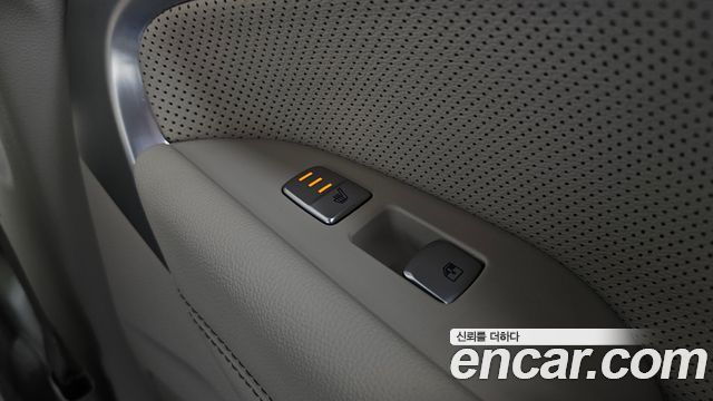 Genesis G70 Gasoline 2.0T 2WD 2022 — фото 19