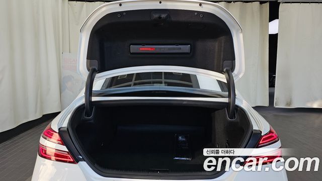 Genesis G70 Gasoline 2.0T 2WD 2022 — фото 20
