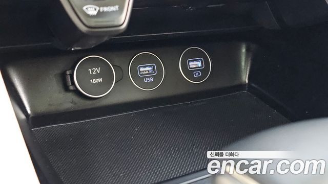 Genesis G70 Gasoline 2.0T 2WD 2022 — фото 27