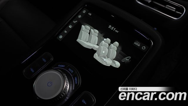 Genesis G90 (RS4) Gasoline 3.5 Turbo AWD 2022 — фото 31