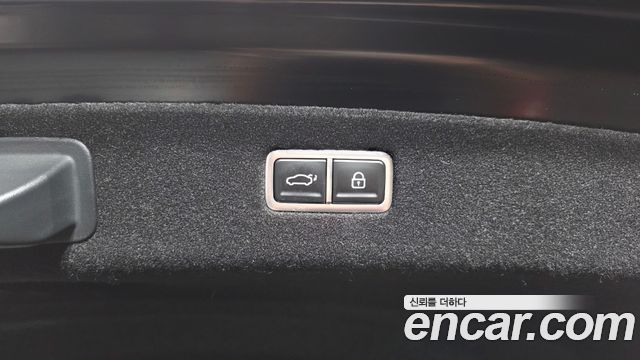 Genesis G90 (RS4) Gasoline 3.5 Turbo AWD 2022 — фото 32