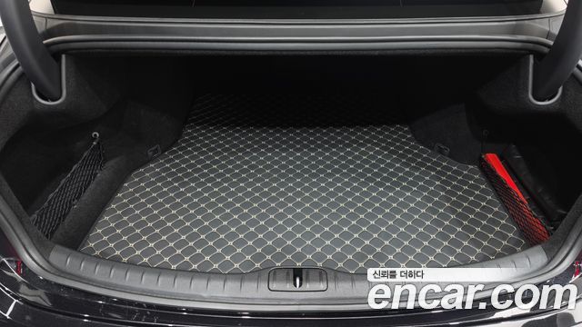 Genesis G80 (RG3) Gasoline 2.5 Turbo AWD 2026 — фото 27
