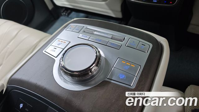 Genesis Electrified G80 (RG3) e-AWD 2023 — фото 22