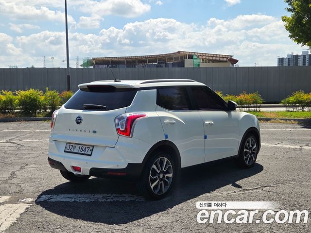 KG Mobility (SsangYong) Tivoli Diesel VX 2WD 2016 — фото 3