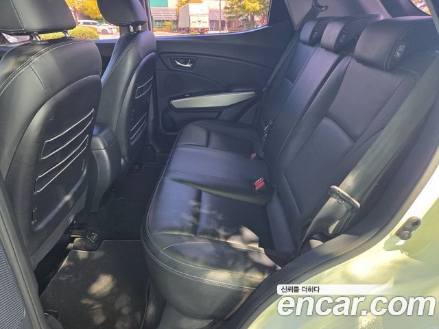 KG Mobility (SsangYong) Tivoli Diesel VX 2WD 2016 — фото 16