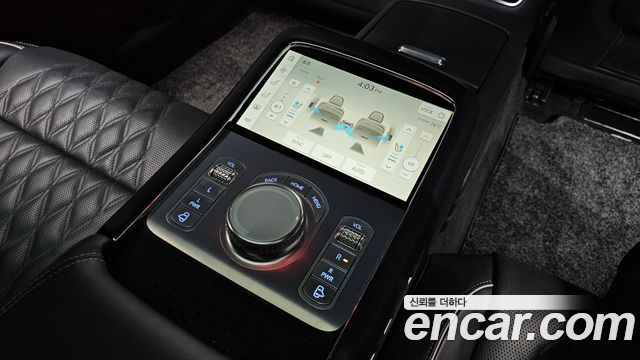 Genesis G90 (RS4) Gasoline 3.5 Turbo e-S/C AWD LWB 2023 — фото 18