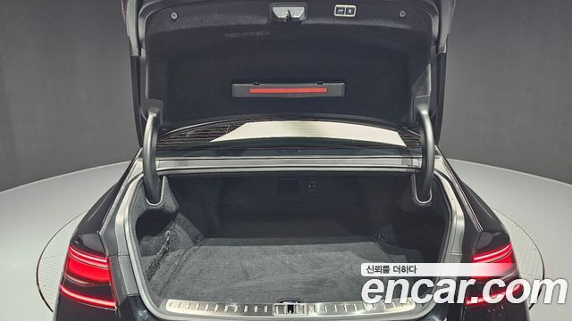 Genesis G90 (RS4) Gasoline 3.5 Turbo e-S/C AWD LWB 2023 — фото 20