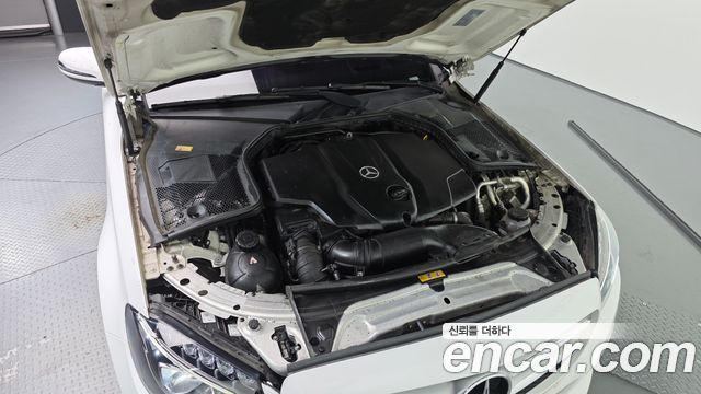Mercedes-Benz C-Class (W205) C220 d 4MATIC 2016 — фото 6
