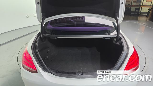 Mercedes-Benz C-Class (W205) C220 d 4MATIC 2016 — фото 20