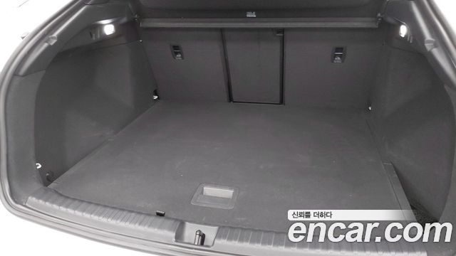 Audi Q4 e-tron (F4) 40 Sportback 2023 — фото 9