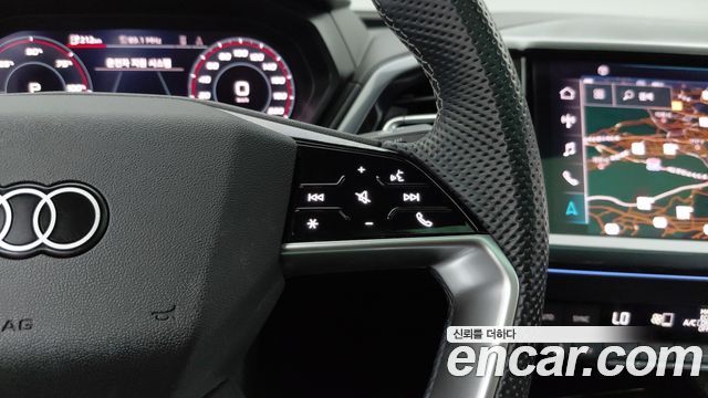 Audi Q4 e-tron (F4) 40 Sportback 2023 — фото 17