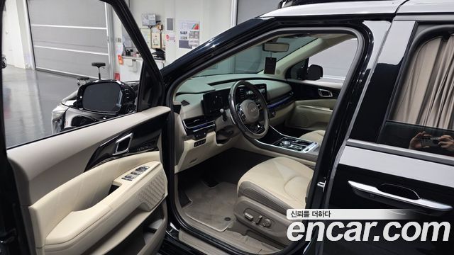 Kia Carnival (IV) HEV 9-Seater Hi-Limousine Signature 2024 — фото 10