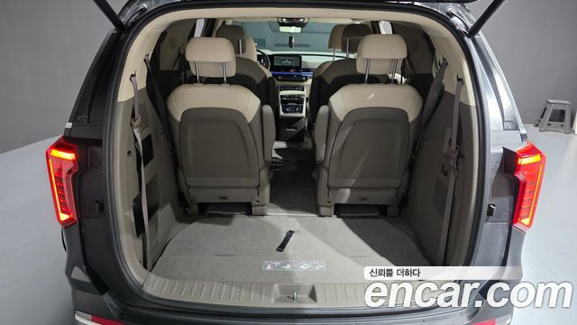 Kia Carnival (IV) HEV 9-Seater Hi-Limousine Signature 2024 — фото 27