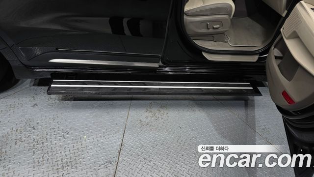Kia Carnival (IV) HEV 9-Seater Hi-Limousine Signature 2024 — фото 35