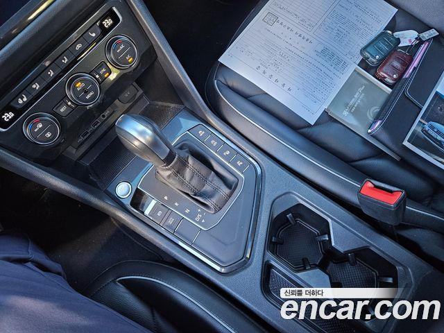 Volkswagen Tiguan (II) 2.0 TDI Prestige 2020 — фото 9