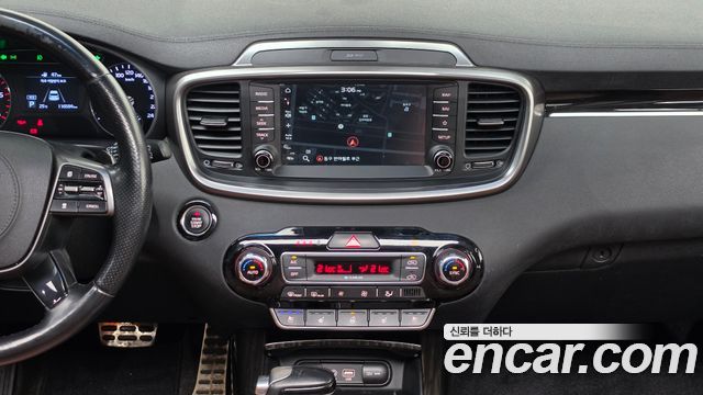 Kia Sorento Diesel 2.2 2WD Master Special 2020 — фото 15
