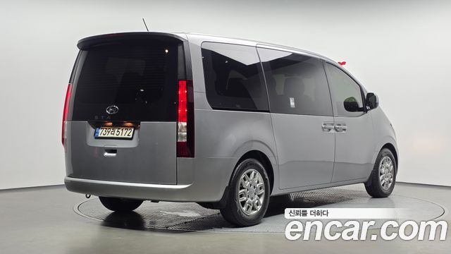 Hyundai Staria Tourer 11-Seater Modern 2023 — фото 2
