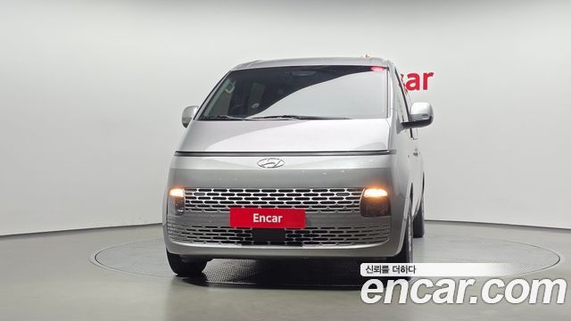 Hyundai Staria Tourer 11-Seater Modern 2023 — фото 3