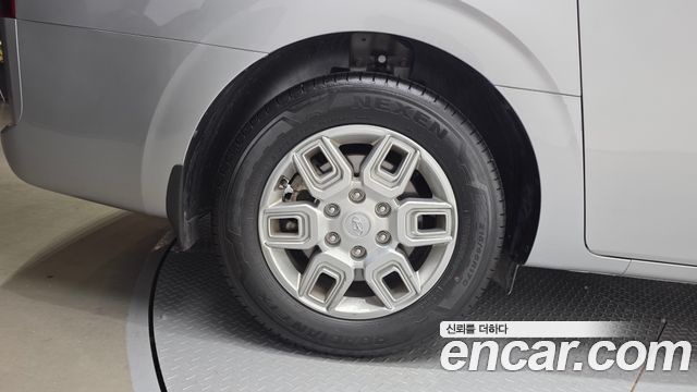Hyundai Staria Tourer 11-Seater Modern 2023 — фото 5