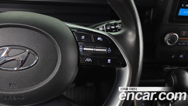 Hyundai Staria Tourer 11-Seater Modern 2023 — фото 18