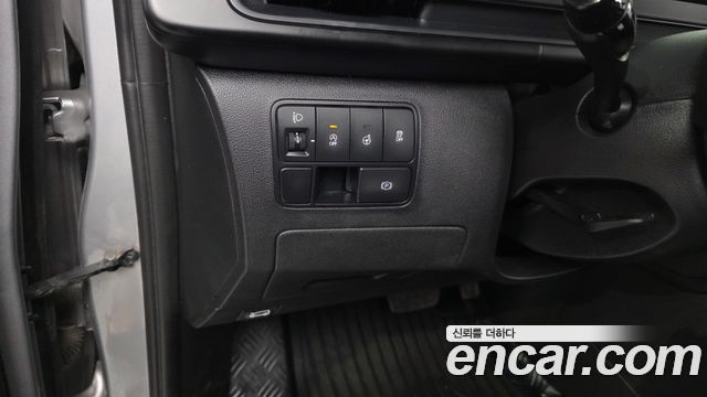 Hyundai Staria Tourer 11-Seater Modern 2023 — фото 19