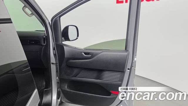 Hyundai Staria Tourer 11-Seater Modern 2023 — фото 25