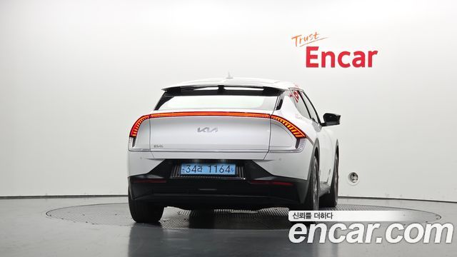 Kia EV6 Long Range Air 2023 — фото 4