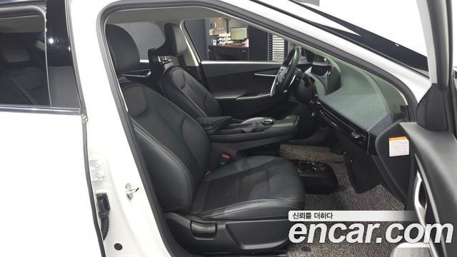 Kia EV6 Long Range Air 2023 — фото 11