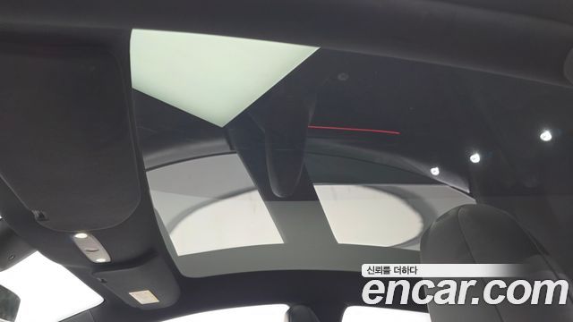 Tesla Model Y Premium RWD 2026 — фото 18