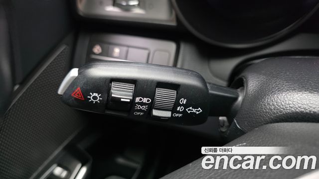 KG Mobility (SsangYong) Tivoli Diesel LX 2WD 2016 — фото 18